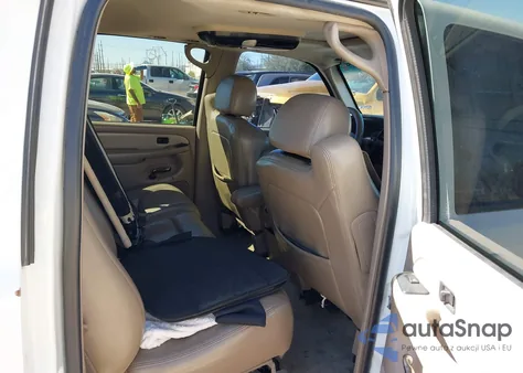 2004 GMC Yukon Xl 1500 Denali z USA, uszkodzony, nr VIN 1GKFK66U54J270329